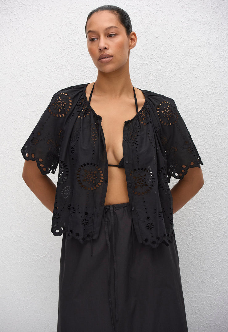 Broderie Blouse - Black - Matteau