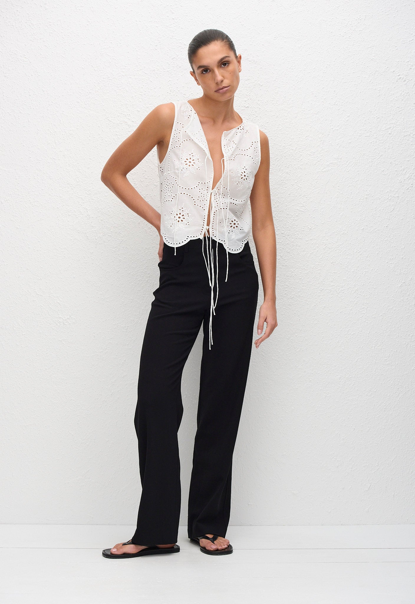 Broderie Tie Blouse - White - Matteau
