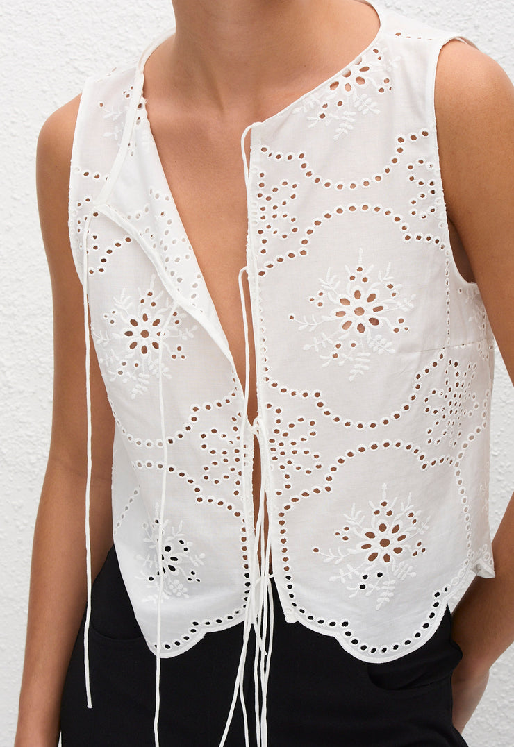 Broderie Tie Blouse - White - Matteau