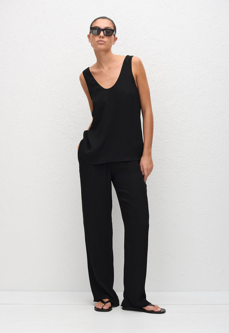 Fluid Scoop Tank - Black - Matteau