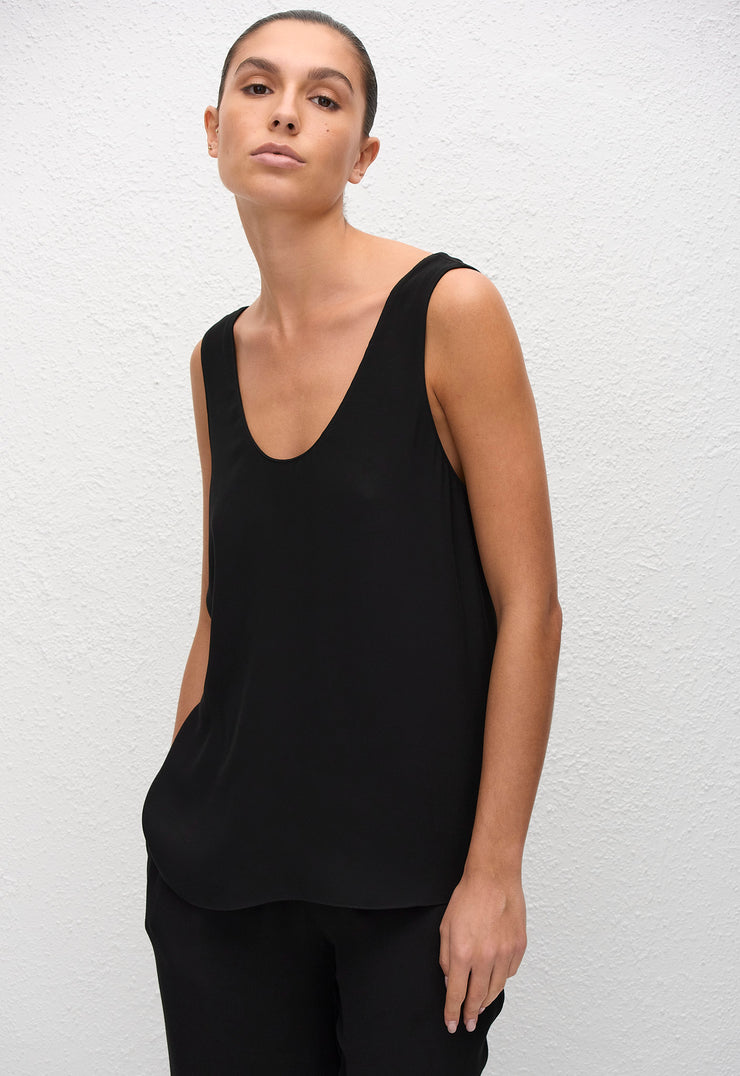 Fluid Scoop Tank - Black - Matteau