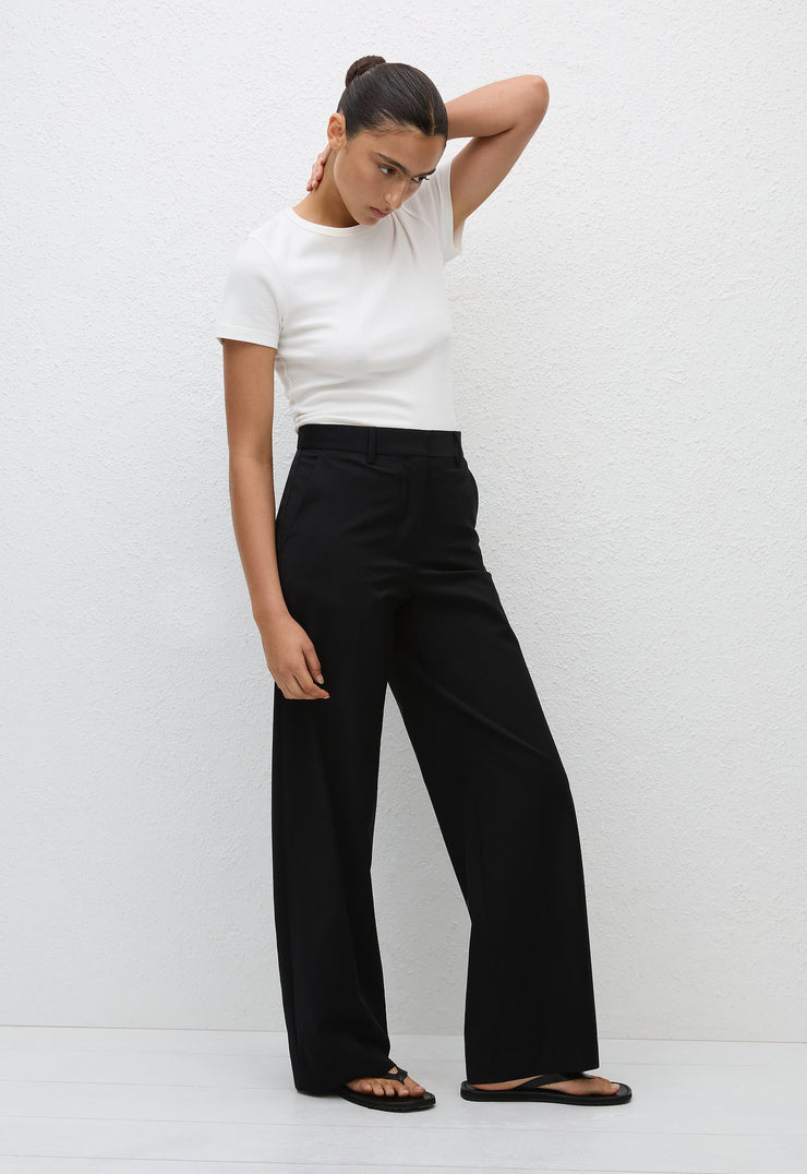Relaxed Tailored Trouser - Black - Matteau