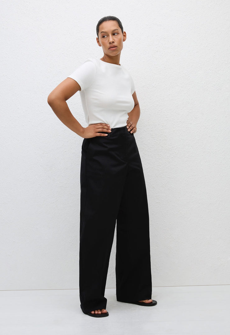 Straight Twill Trouser - Black - Matteau