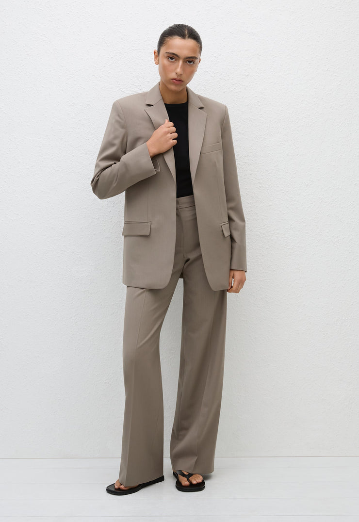 Relaxed Tailored Blazer - Taupe - Matteau