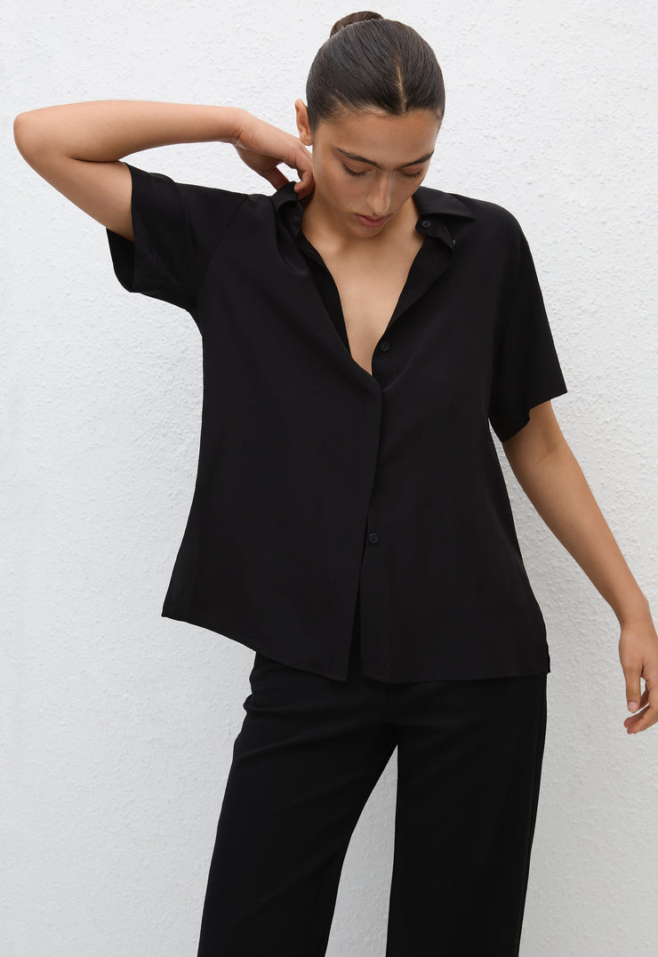 Short Sleeve Shirt - Black - Matteau