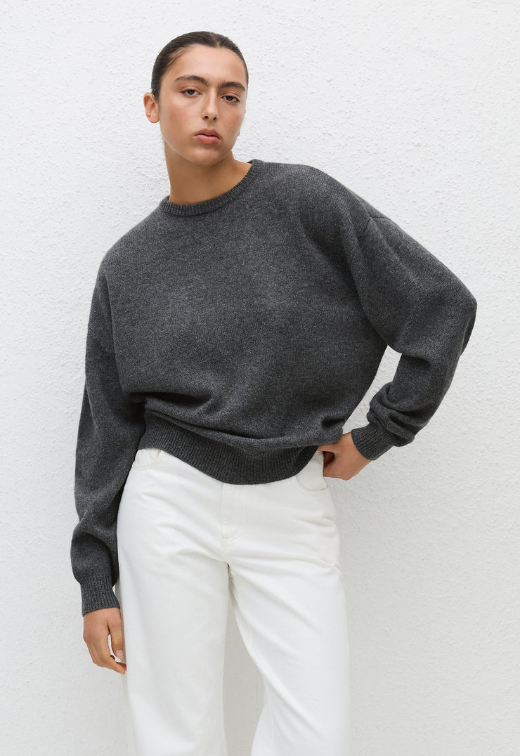 Cashmere Crew Sweater - Charcoal - Matteau