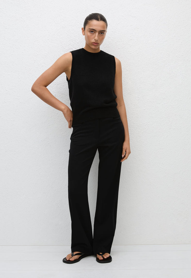 Cashmere Crew Vest - Black - Matteau