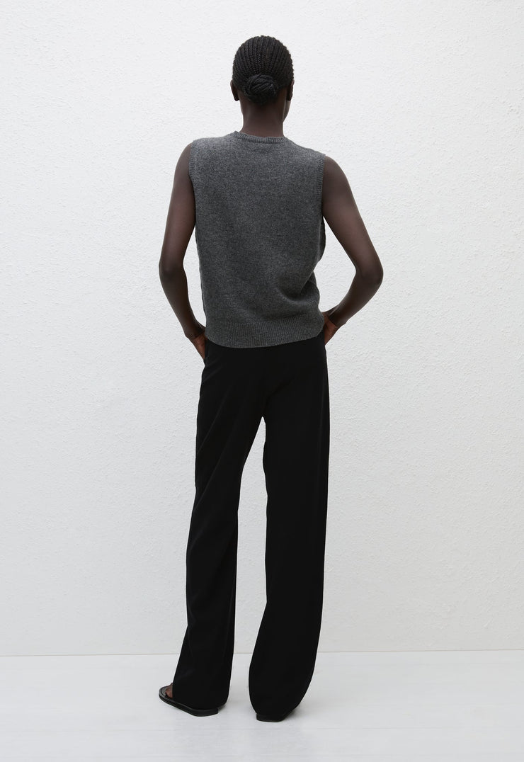 Cashmere Crew Vest - Charcoal - Matteau