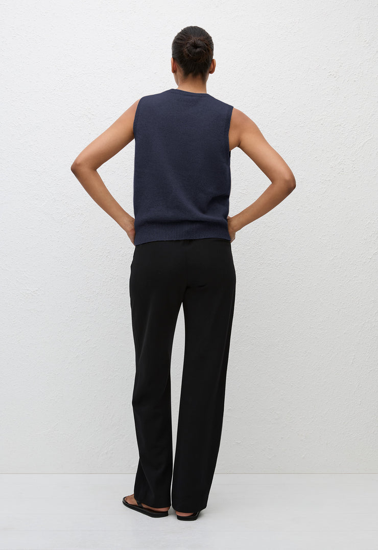 Cashmere Crew Vest - Navy - Matteau