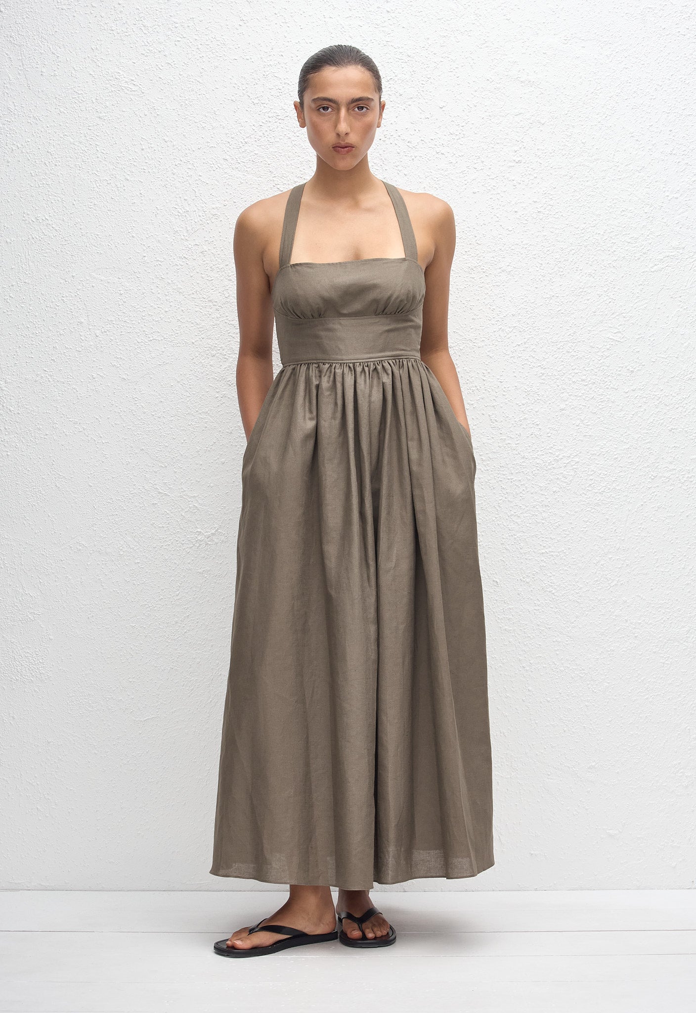 Crossback Linen Dress - Myrtle - Matteau