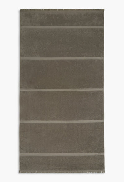 Classic Beach Towel - Taupe - Matteau
