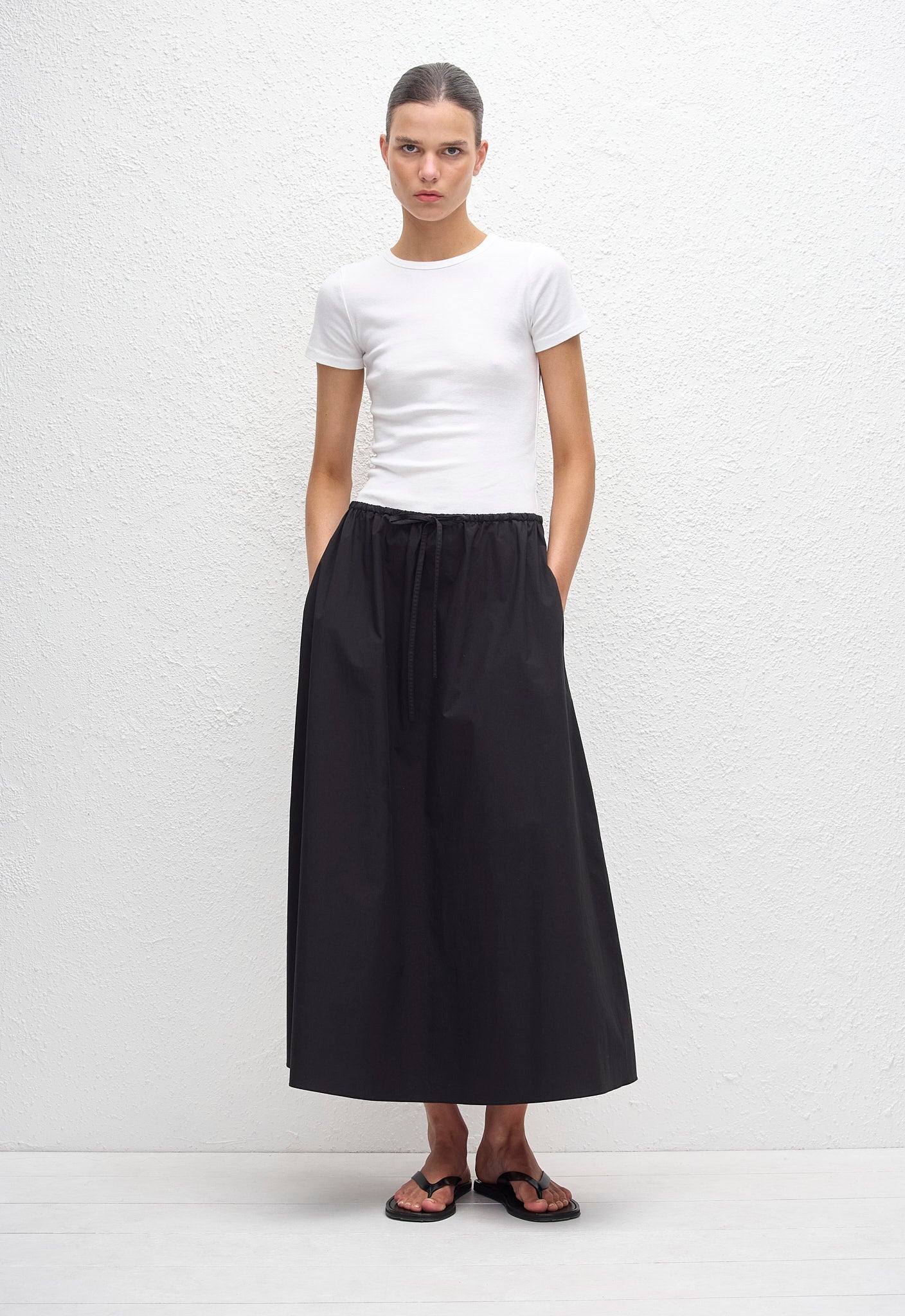 Drawcord Skirt - Black - Matteau