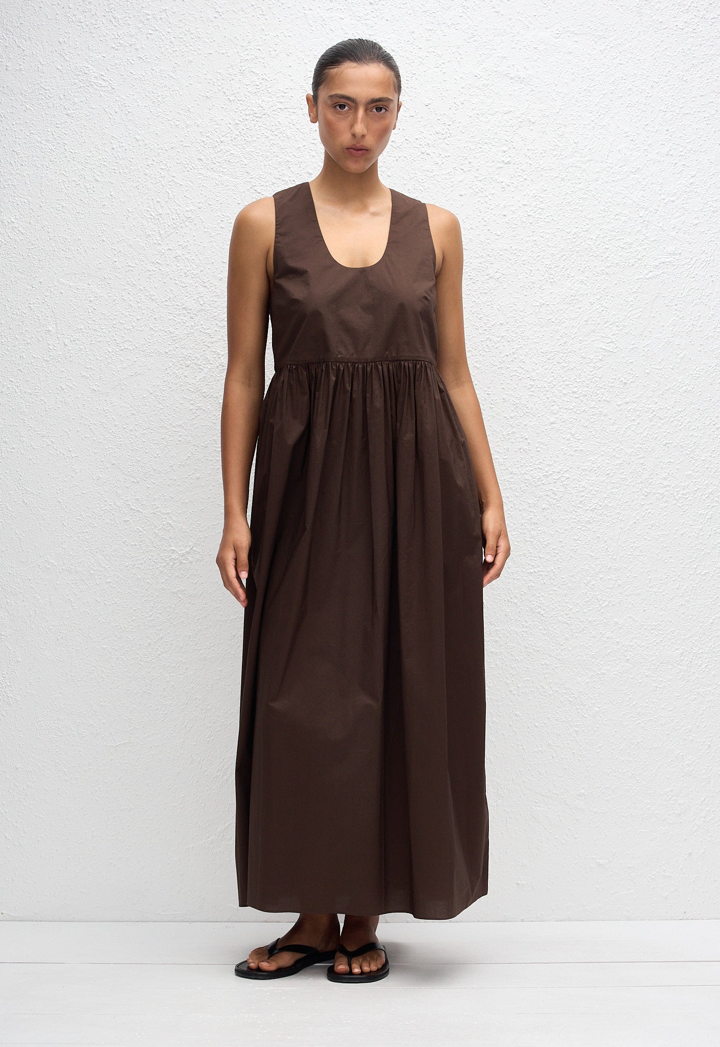 Deep U Sundress - Chocolate - Matteau