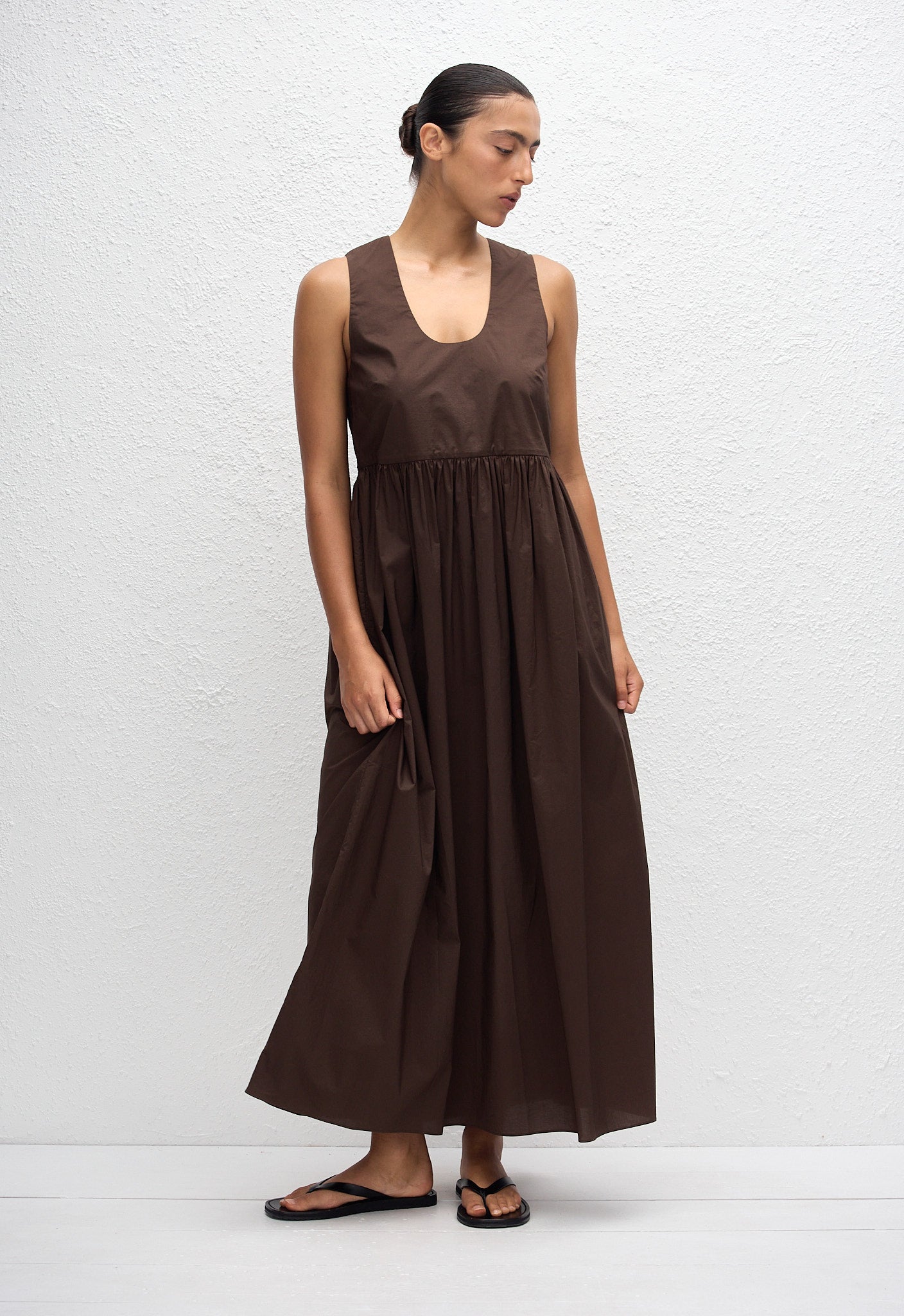 Deep U Sundress - Chocolate - Matteau