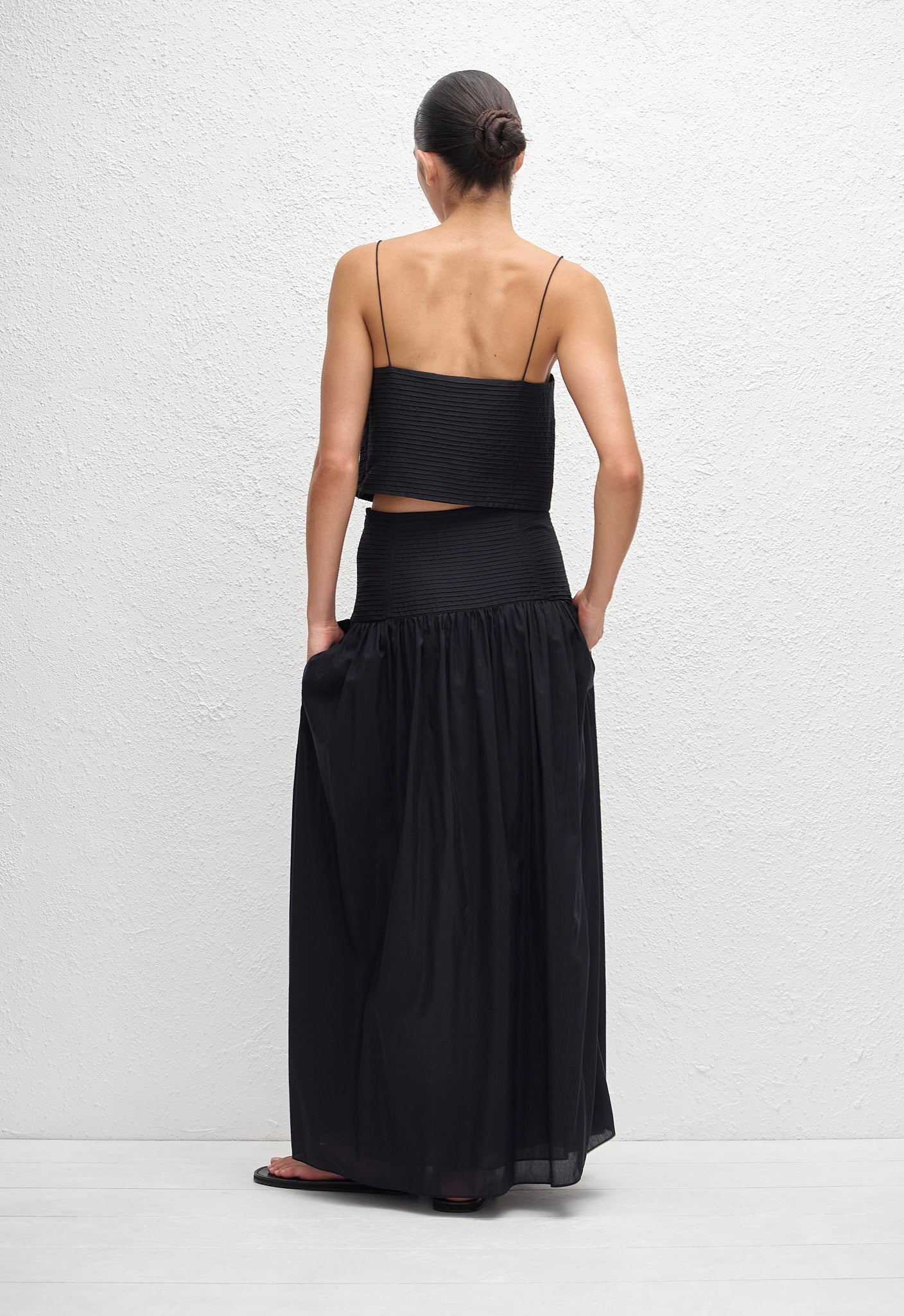 Pintuck Midi Skirt - Black - Matteau