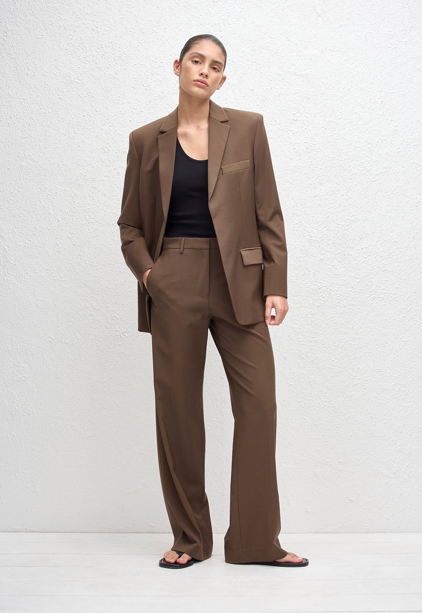 Relaxed Tailored Blazer - Coffee - Matteau