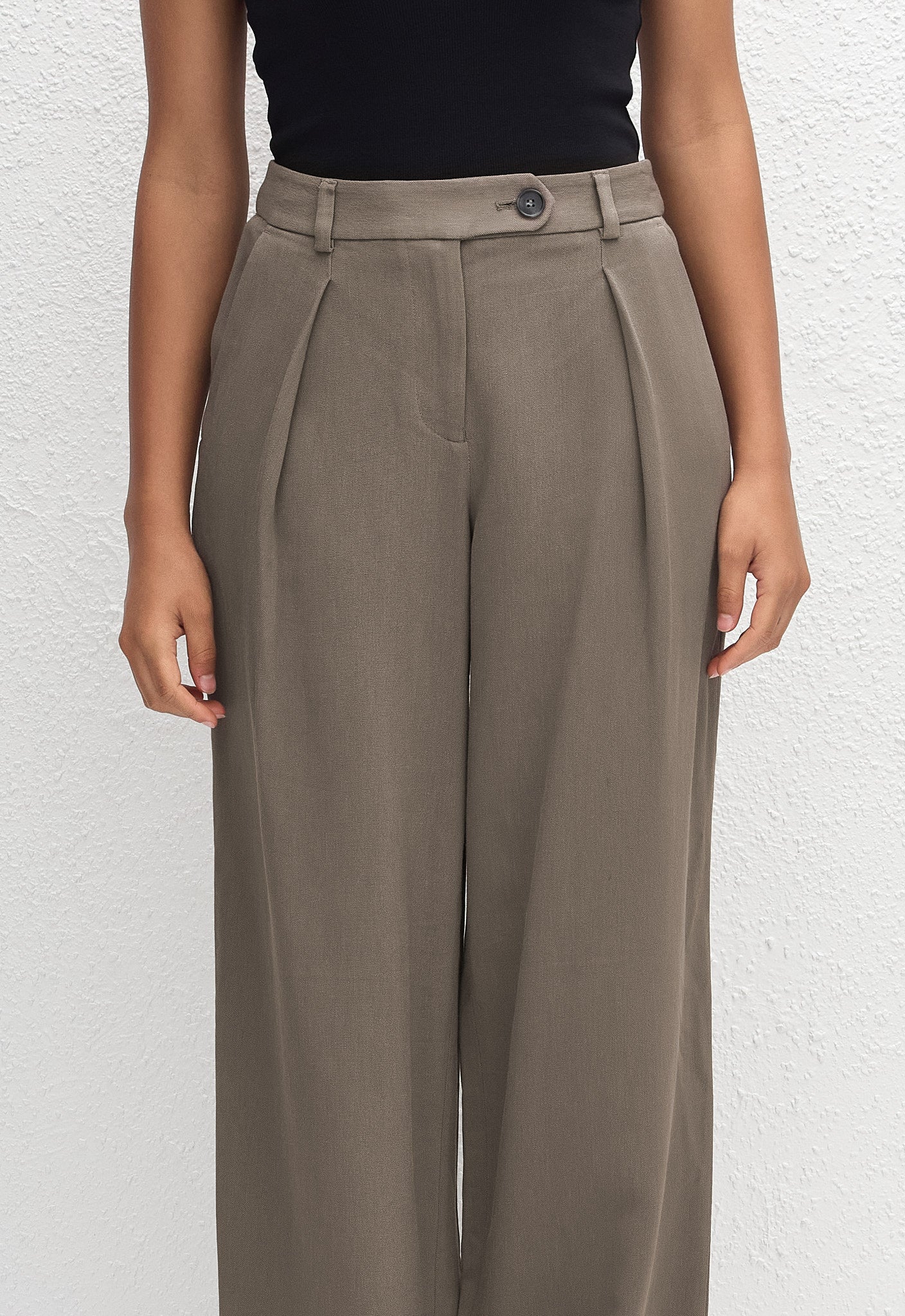 Tailored Pleat Trouser - Myrtle - Matteau