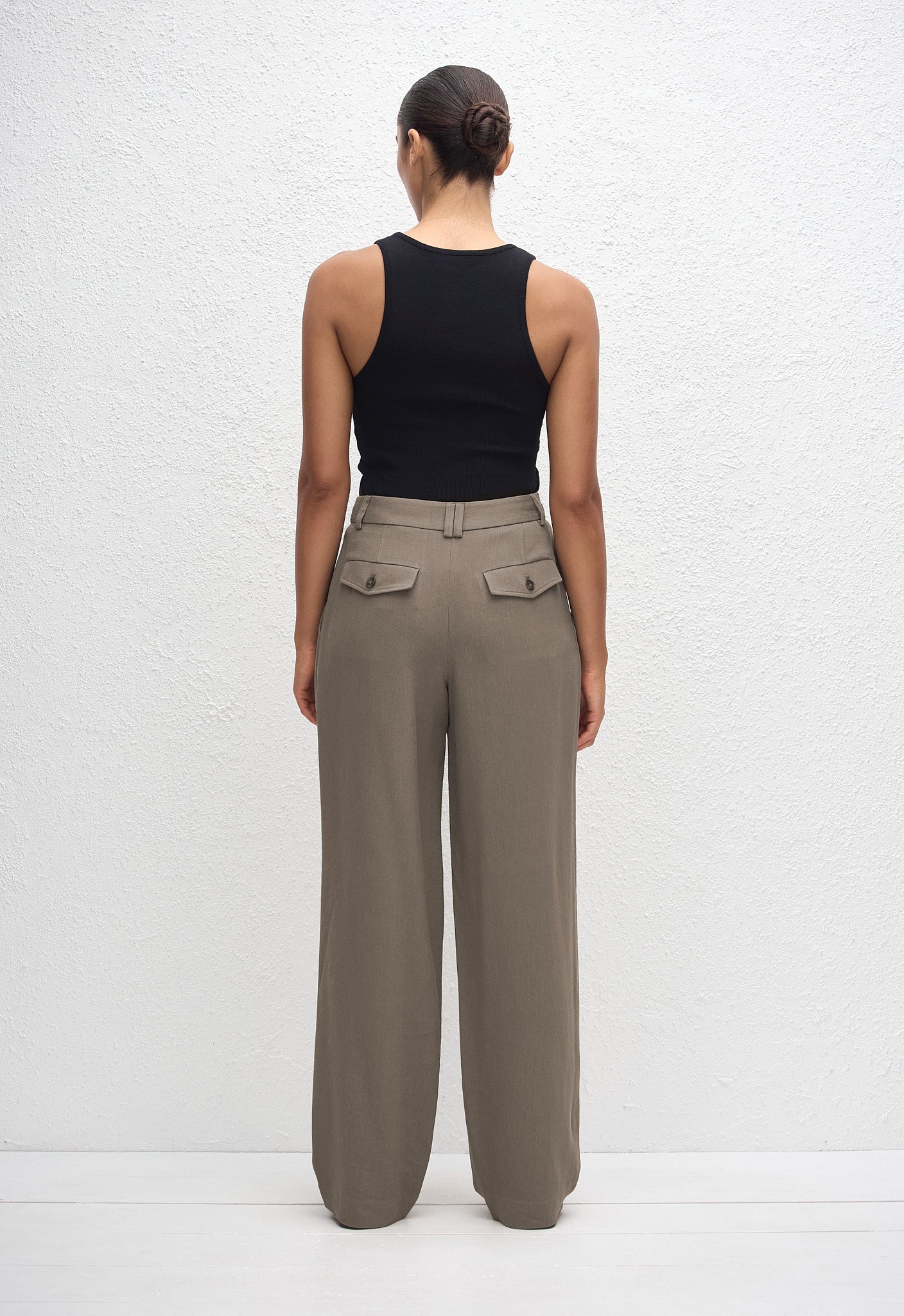 Tailored Pleat Trouser - Myrtle - Matteau